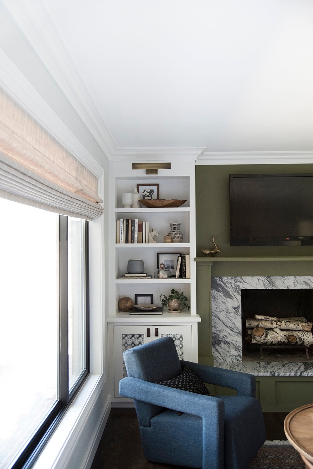Living-Room-Shelf