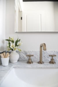 How We Choose : Widespread Bathroom Faucets