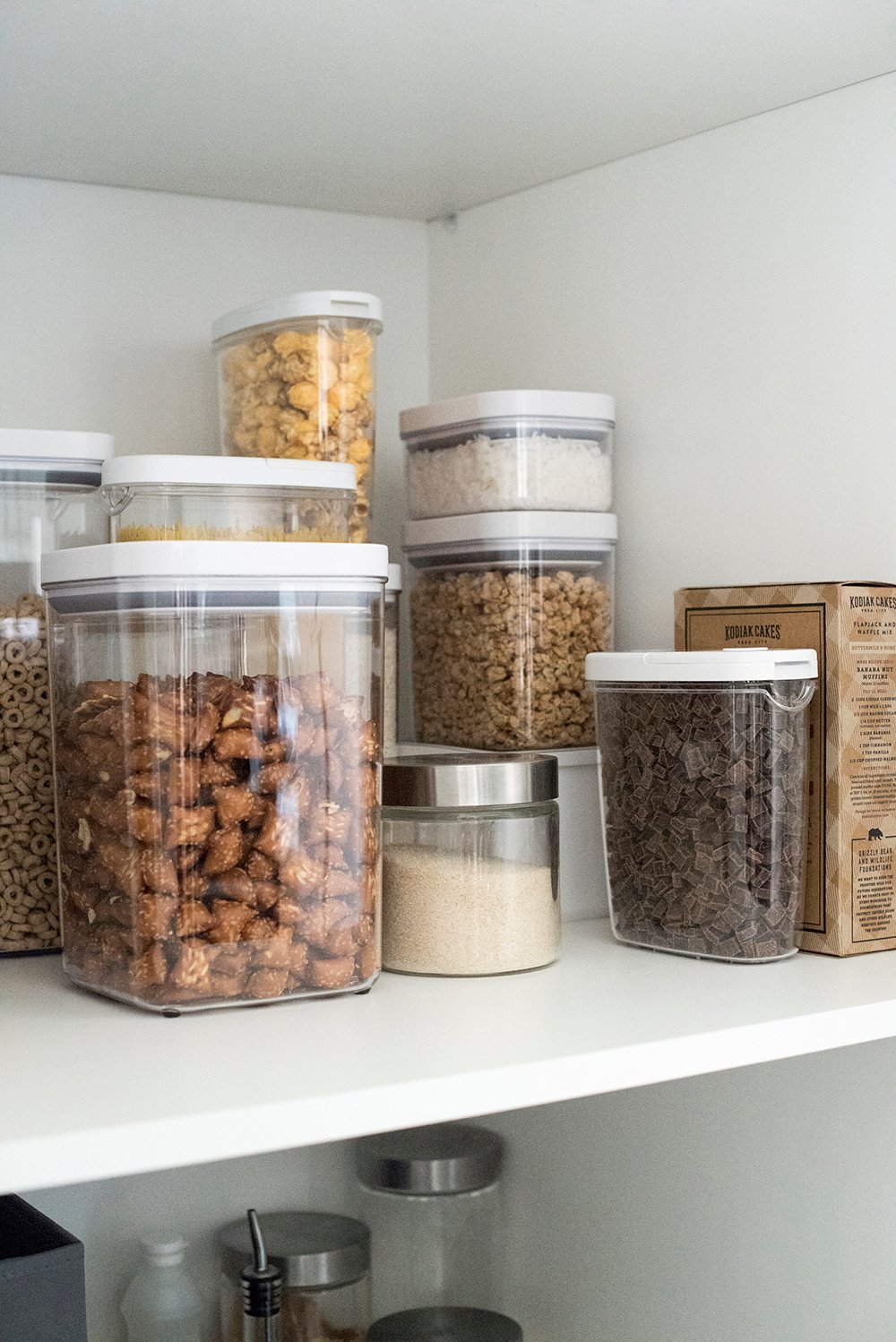 Tips for Organizing a Pantry - roomfortuesday.com