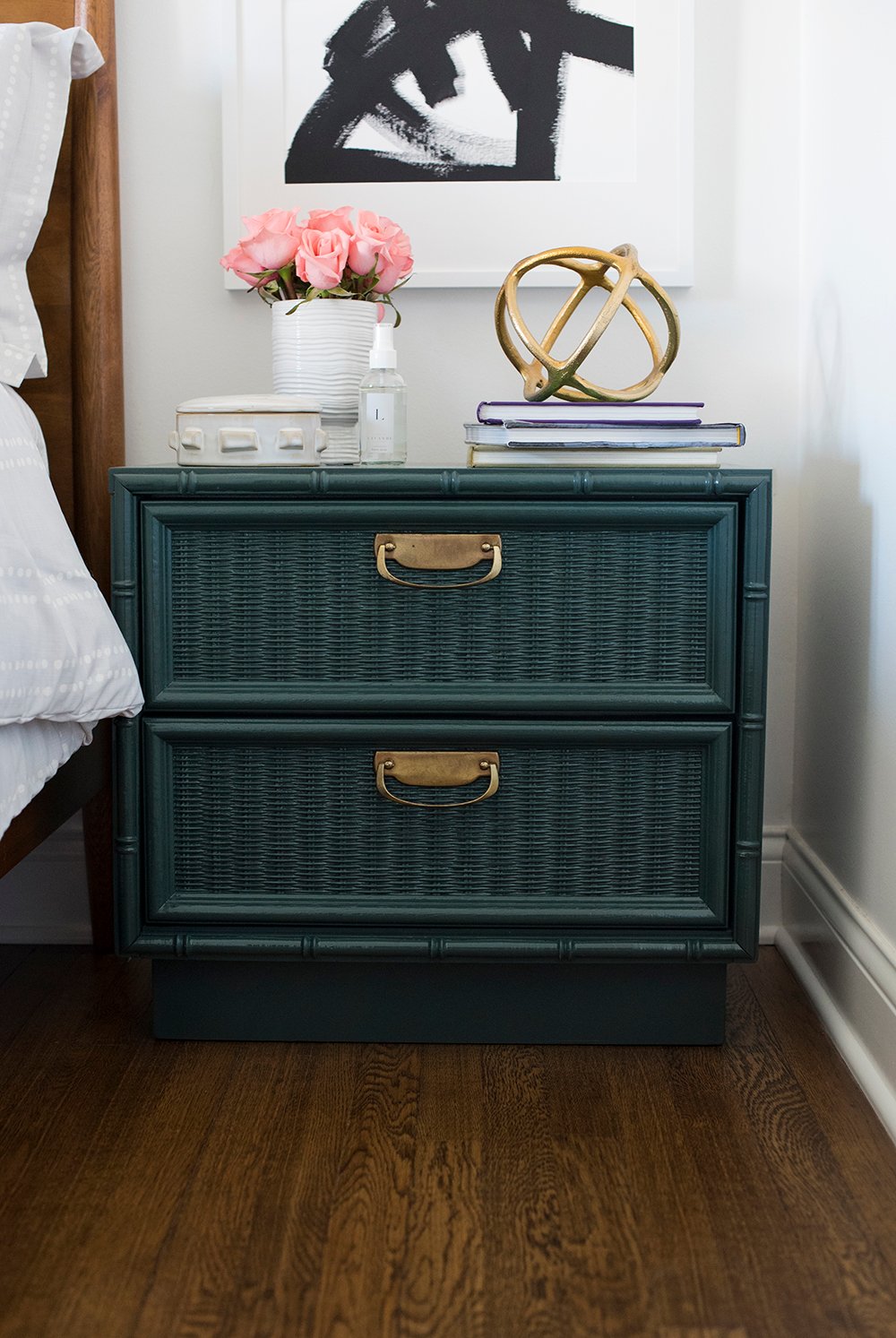6 Ways to Style Your Nightstand - roomfortuesday.com