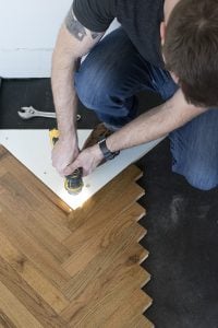 How to Install Herringbone Hardwood Flooring