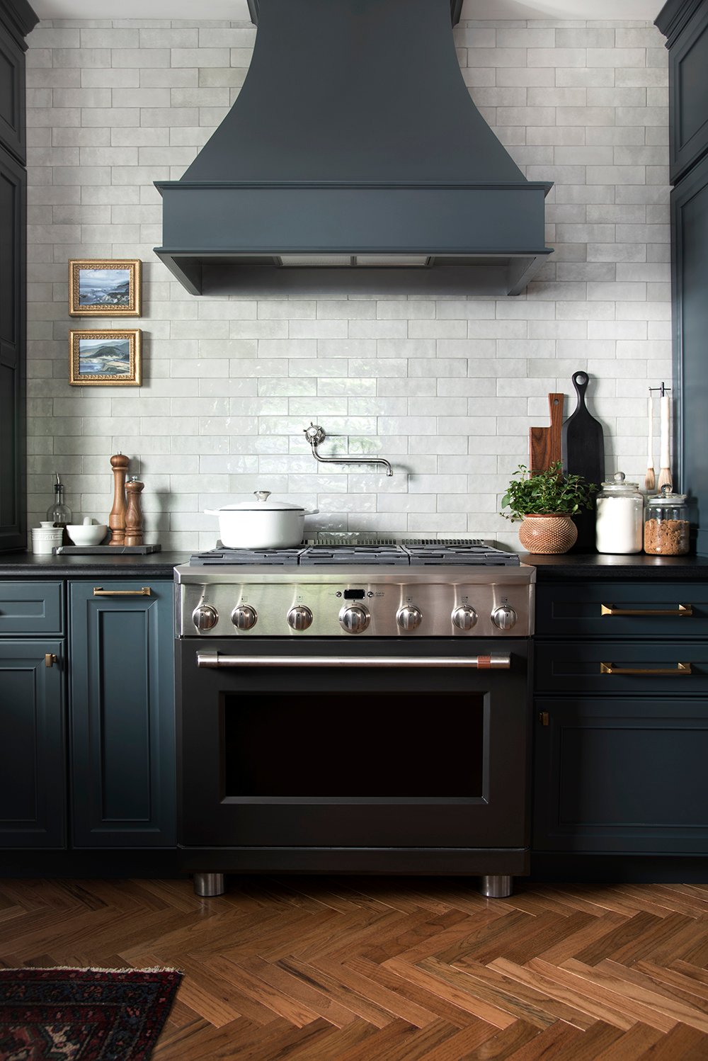 Our Dark & Moody Kitchen Reveal - roomfortuesday.com
