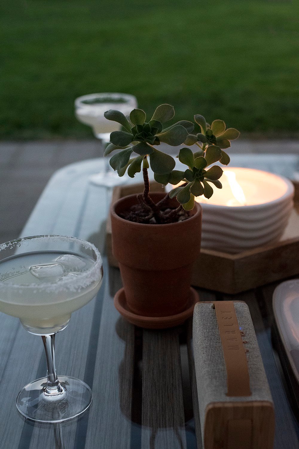 Date Night : Al Fresco Dining At Home - roomfortuesday.com