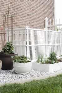 Side Yard Garden DIY
