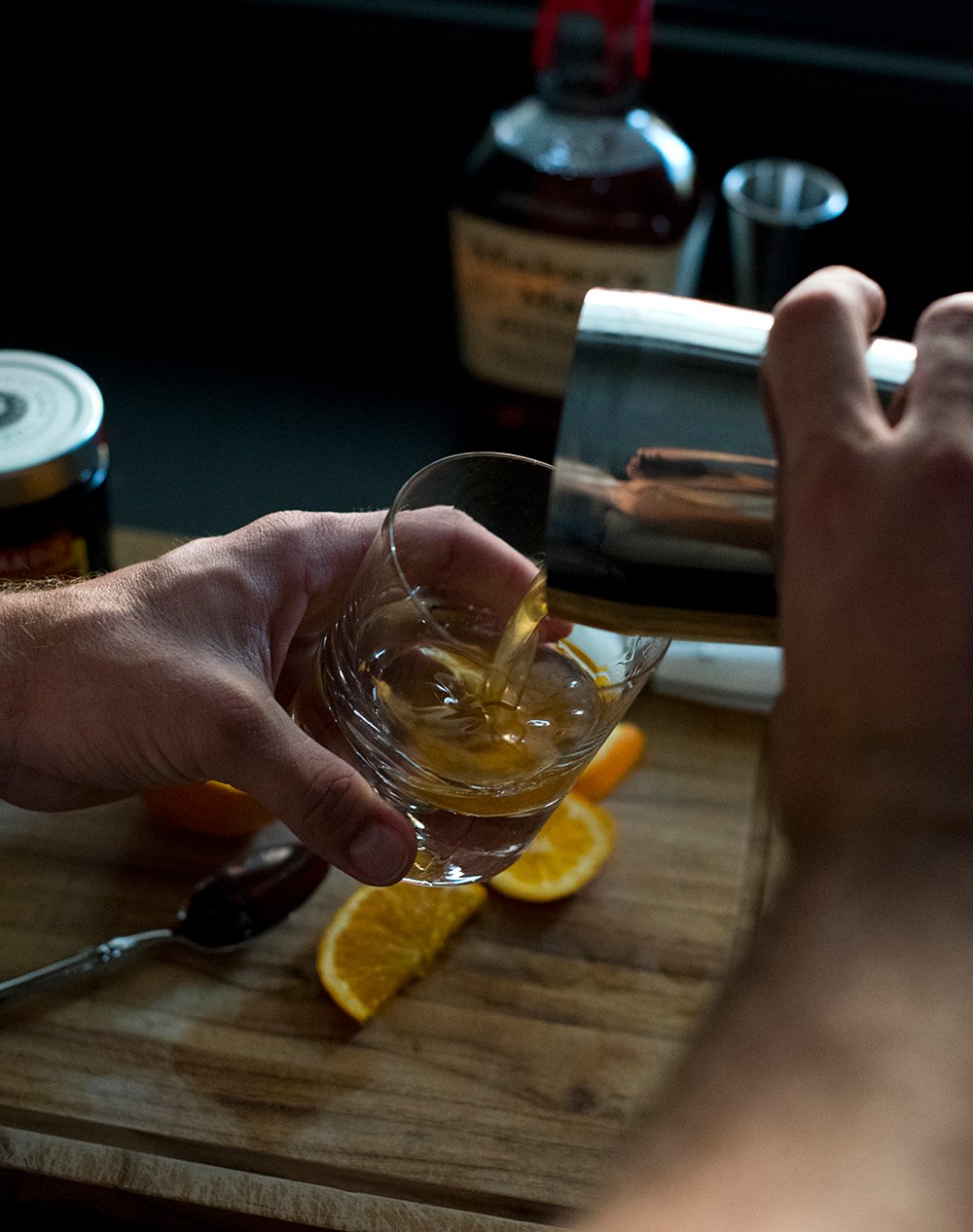 Fall Cocktail : Smoked Old Fashioned - roomfortuesday.com