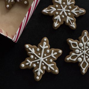 Cookie Swap : Classic Gingerbread Cookies - roomfortuesday.com