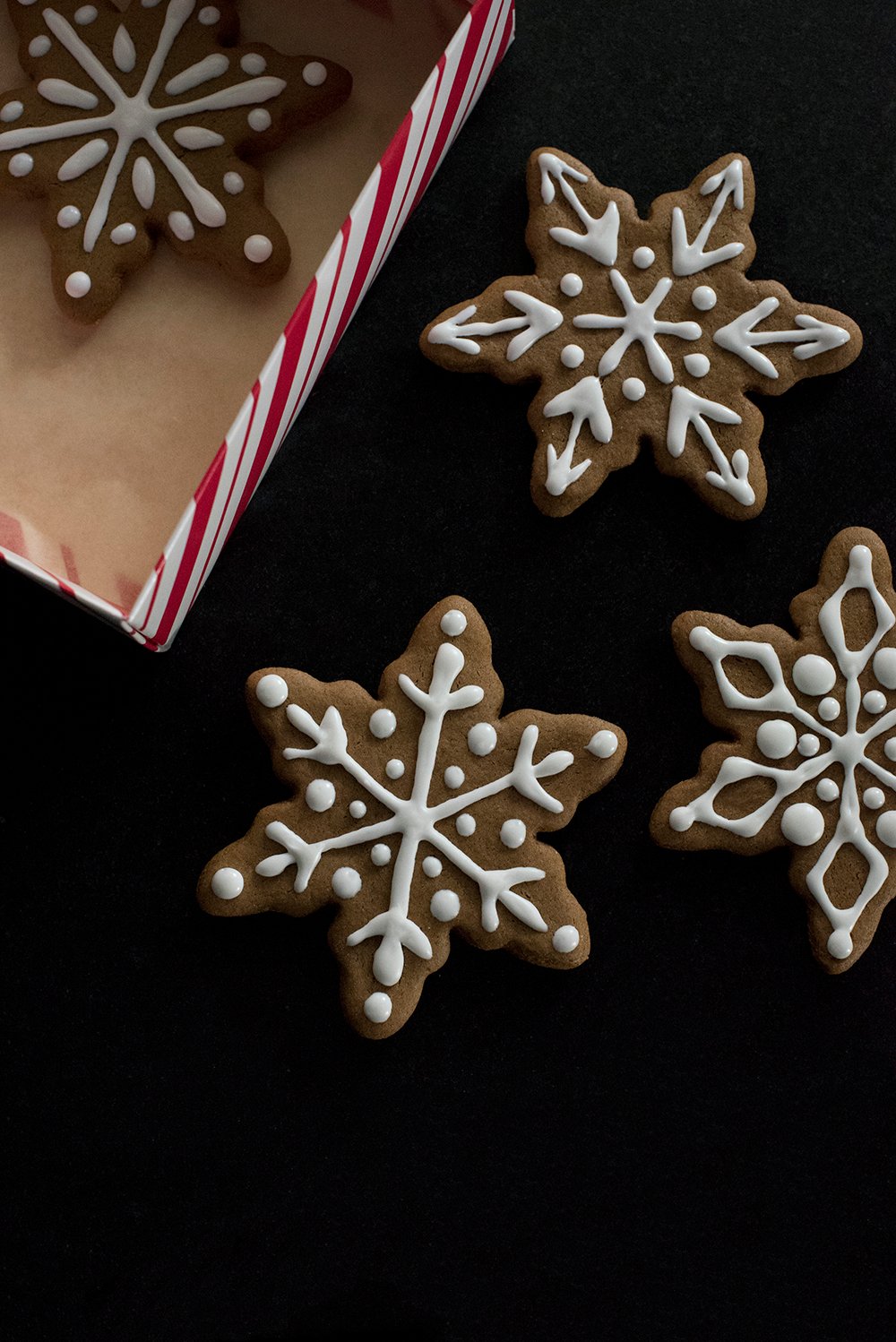 Cookie Swap : Classic Gingerbread Cookies - roomfortuesday.com