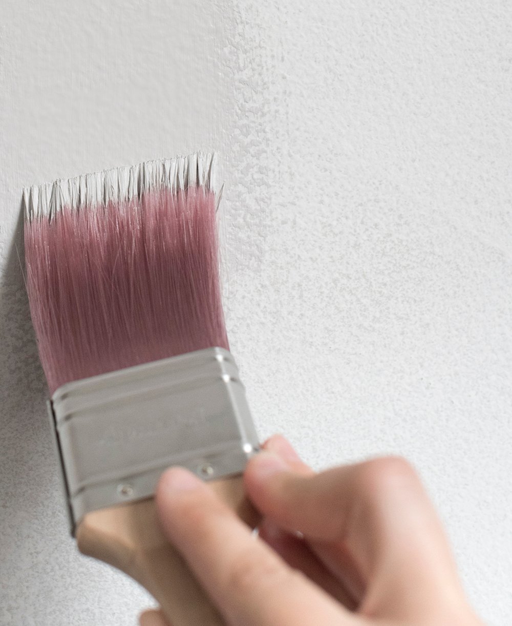 10 Painting Tips for Cutting In - roomfortuesday.com