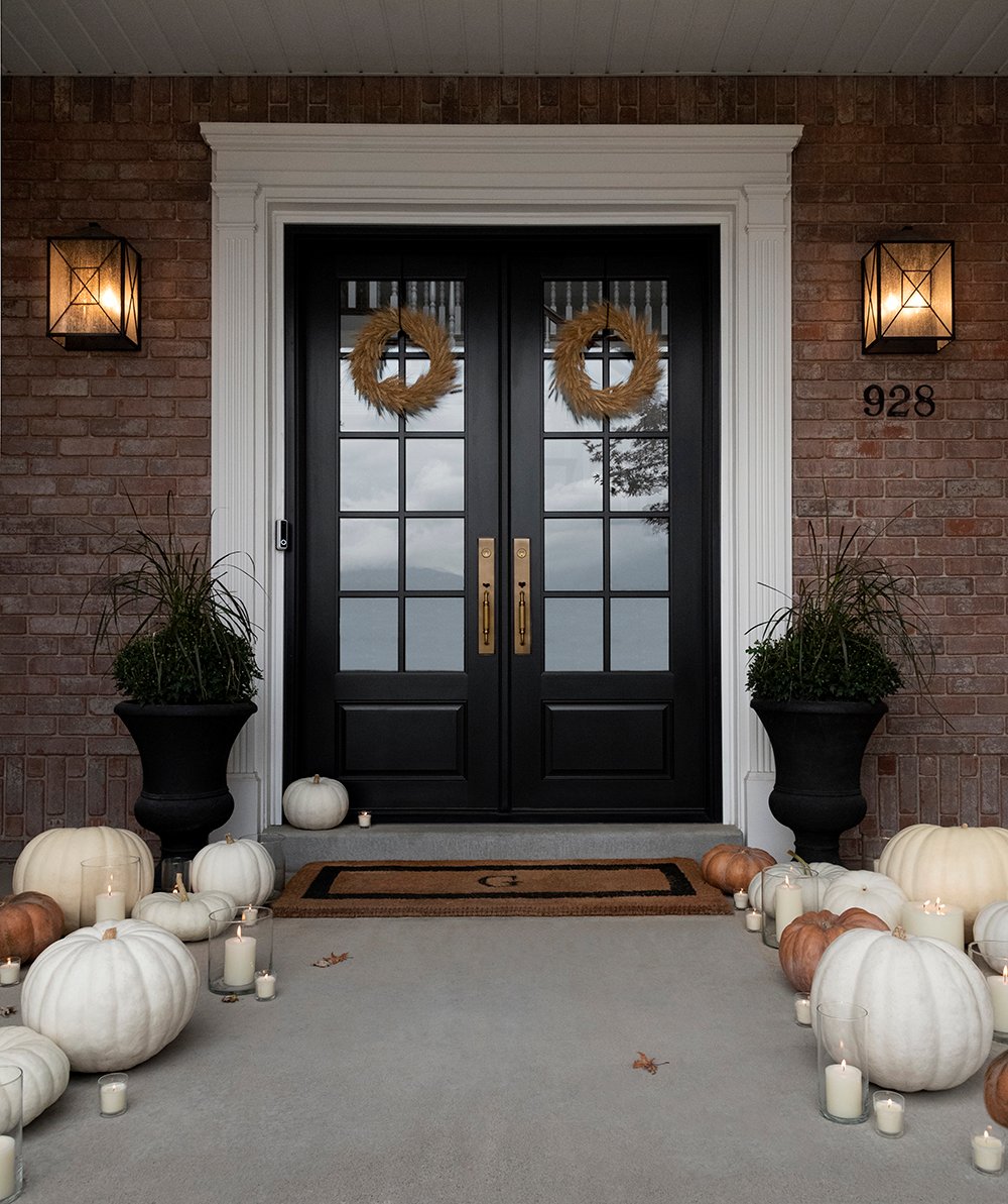 Our Front Porch for Autumn - roomfortuesday.com