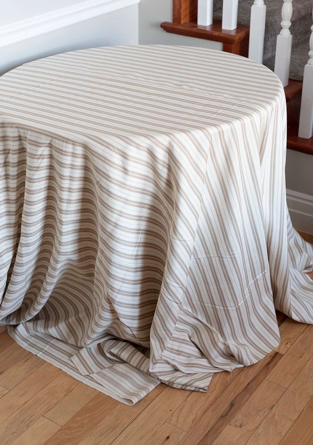 Fringe Tablecloth DIY - roomfortuesday.com