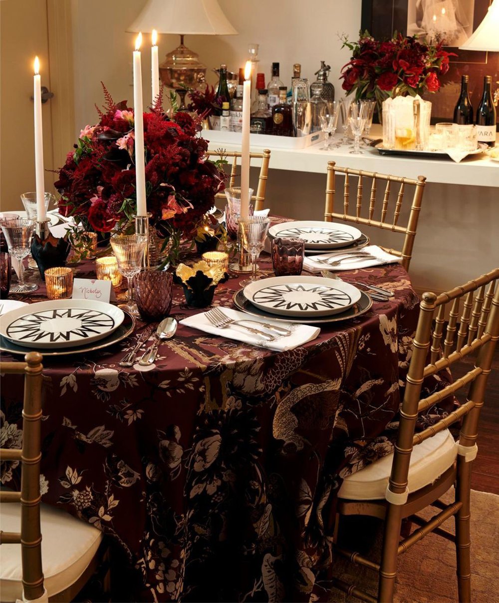 Roundup: Holiday Tablescape-roomfortuesday