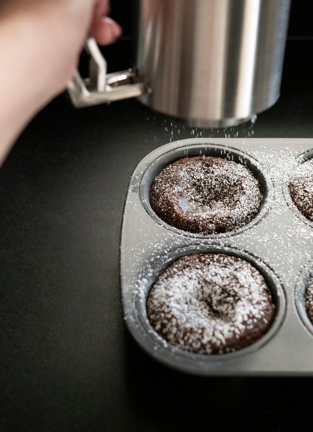 Brownie Lava Cakes - roomfortuesday.com