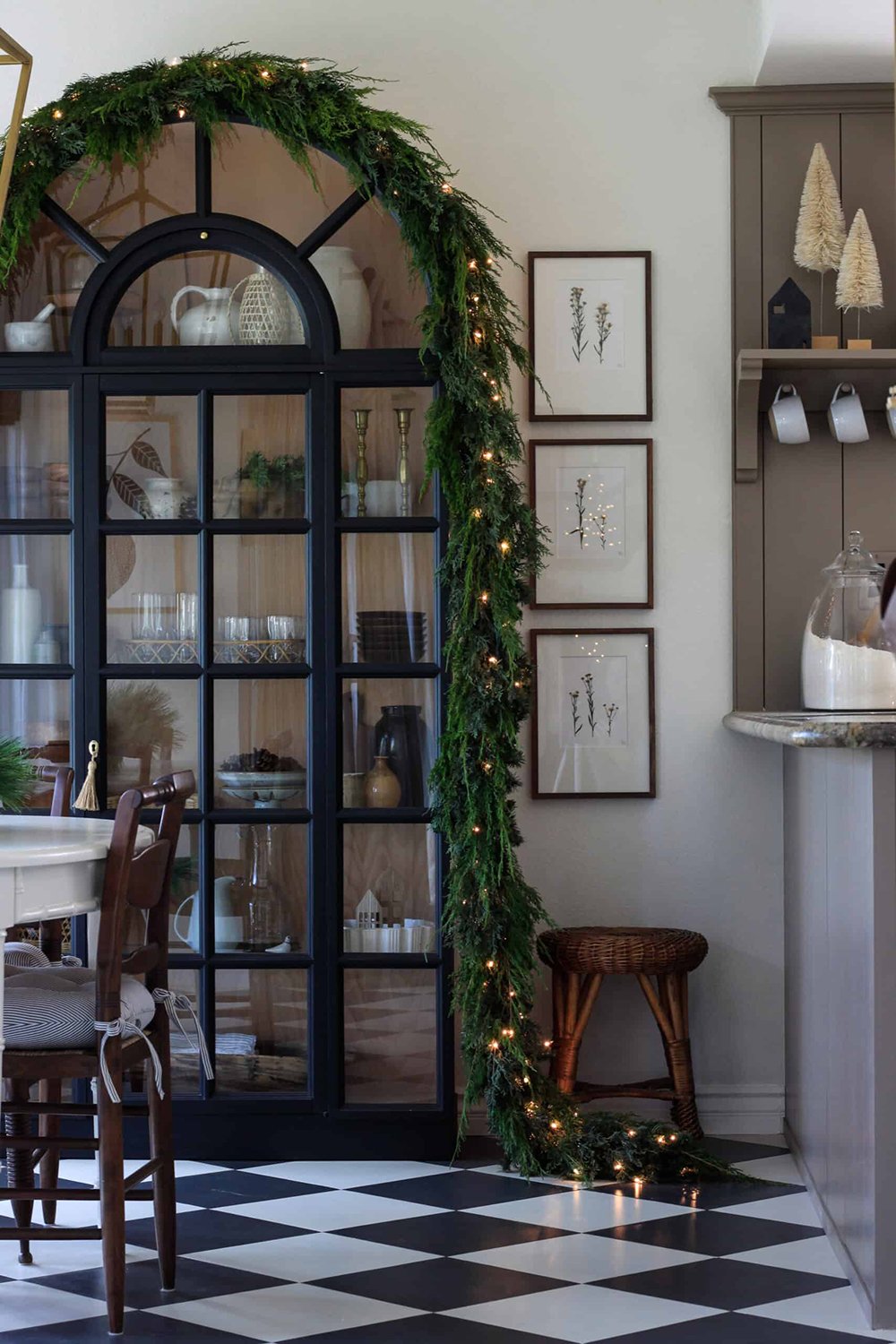 10 Ideas for Styling Garland - roomfortuesday.com