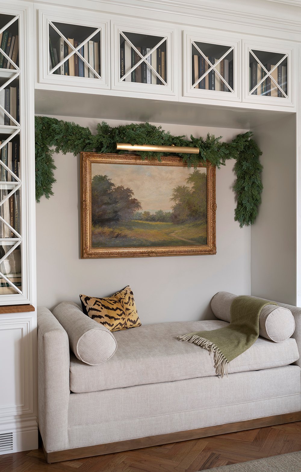 10 Ideas for Styling Garland - roomfortuesday.com