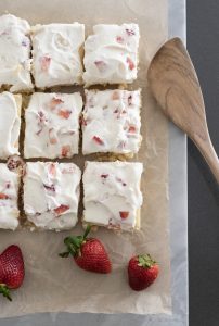 Spring Strawberry Sheet Cake - roomfortuesday.com