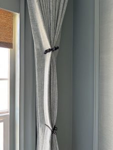 How to “Train” Readymade Curtains