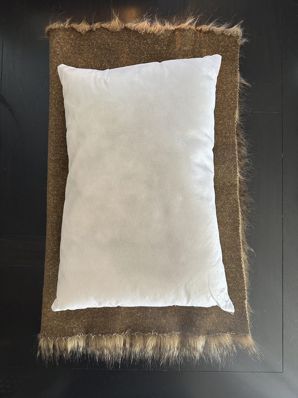 DIY Faux Fur Lumbar Pillow - roomfortuesday.com