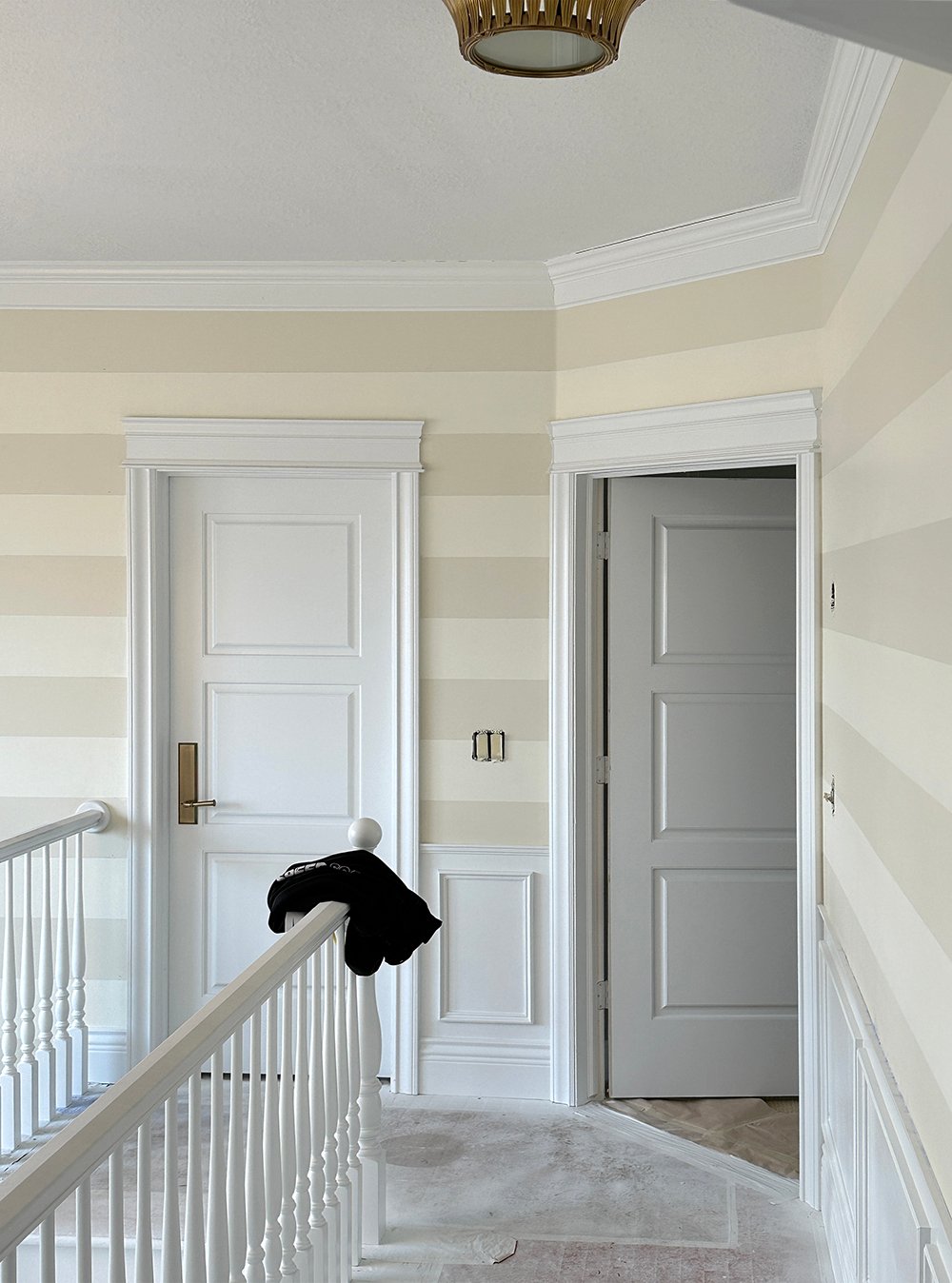 Entryway Renovation : Painted Stripes - roomfortuesday.com