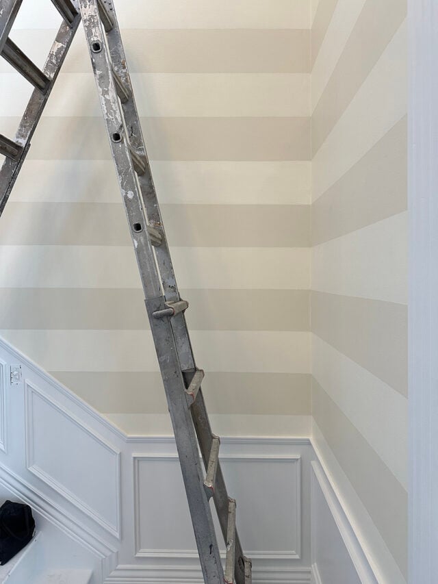 Entryway Renovation: Painted Stripes