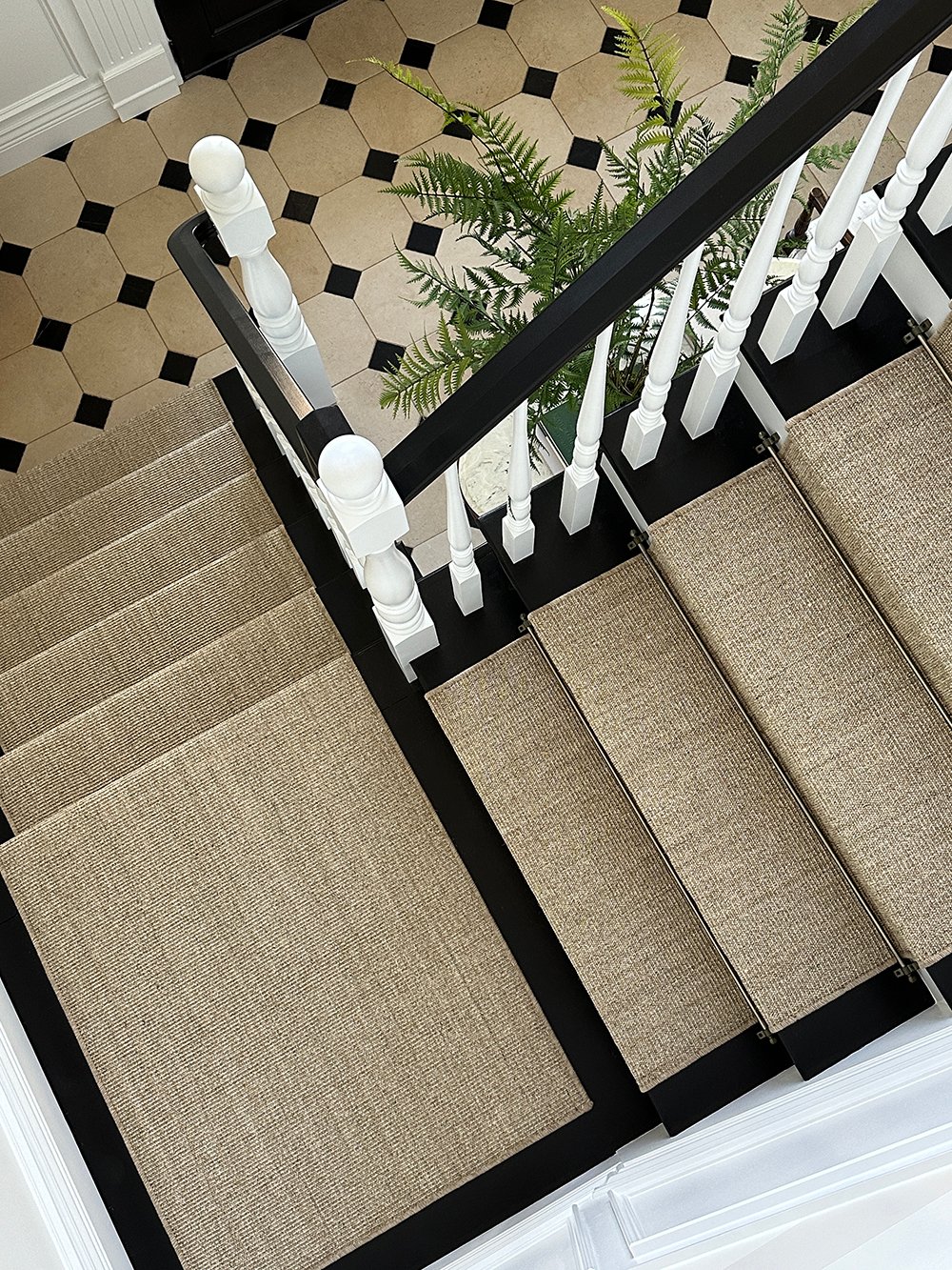 How to Install a Stair Runner with an Easy Staircase Landing - roomfortuesday.com