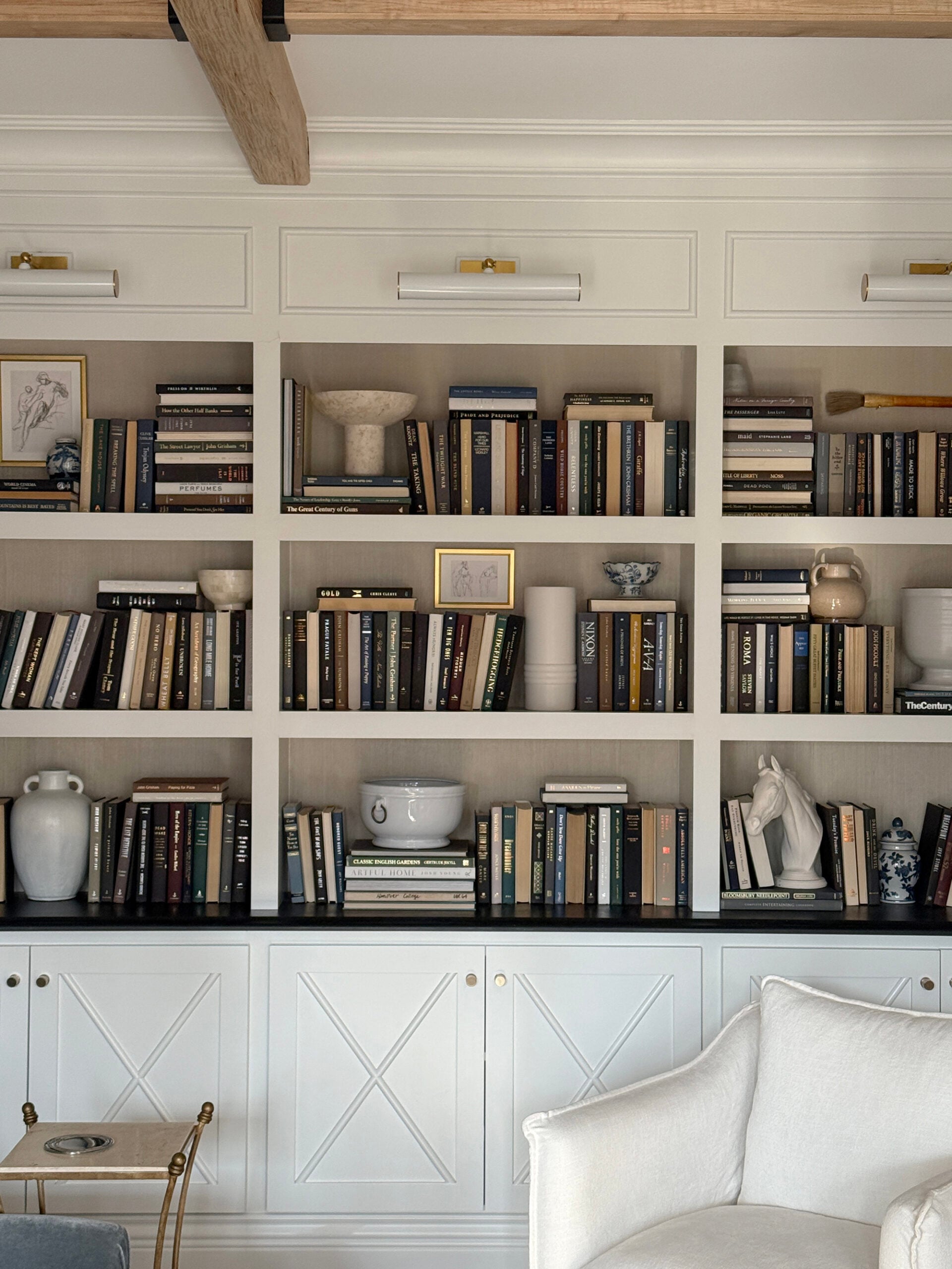 Designer Tips and Tricks for Styling Built Ins and Bookcases