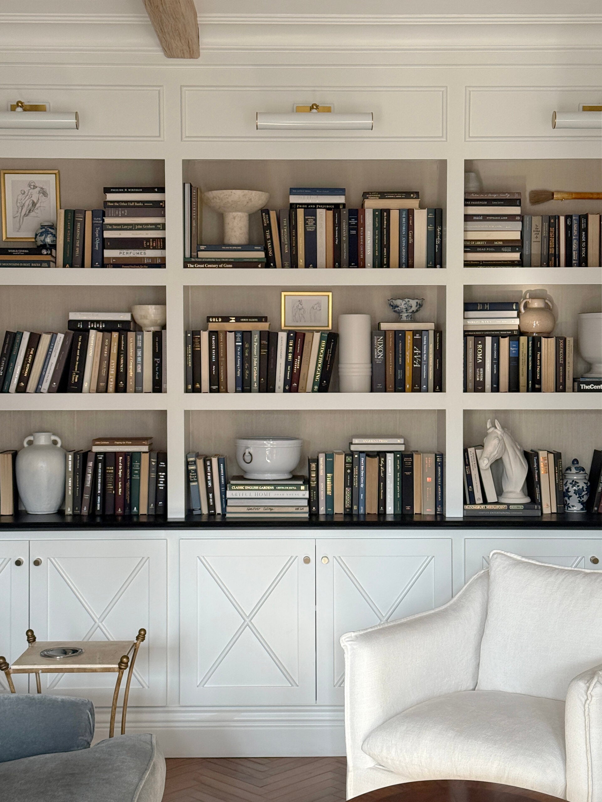 How to Style Built Ins or Bookcases Like a Designer