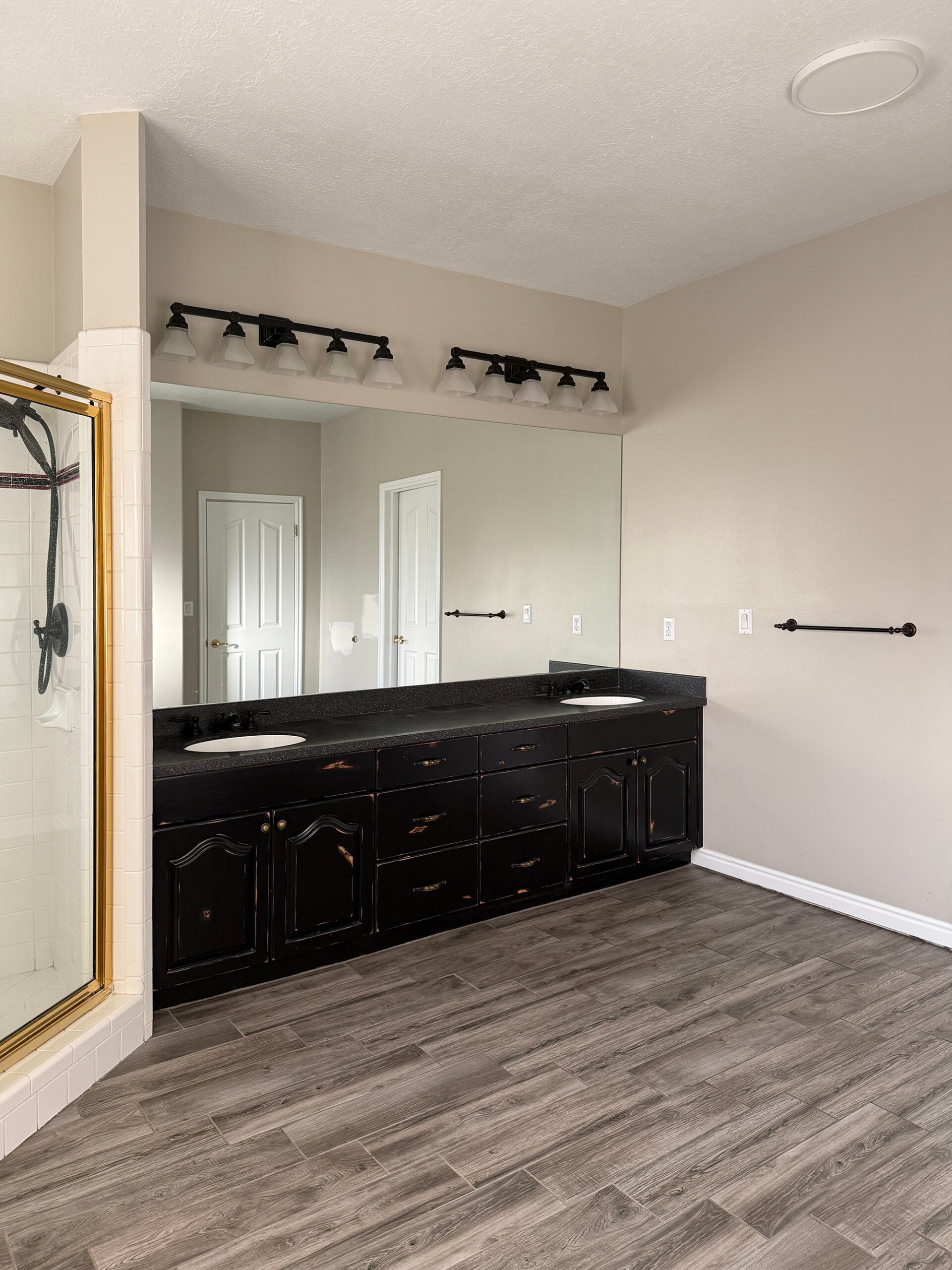 90s Bathroom Before