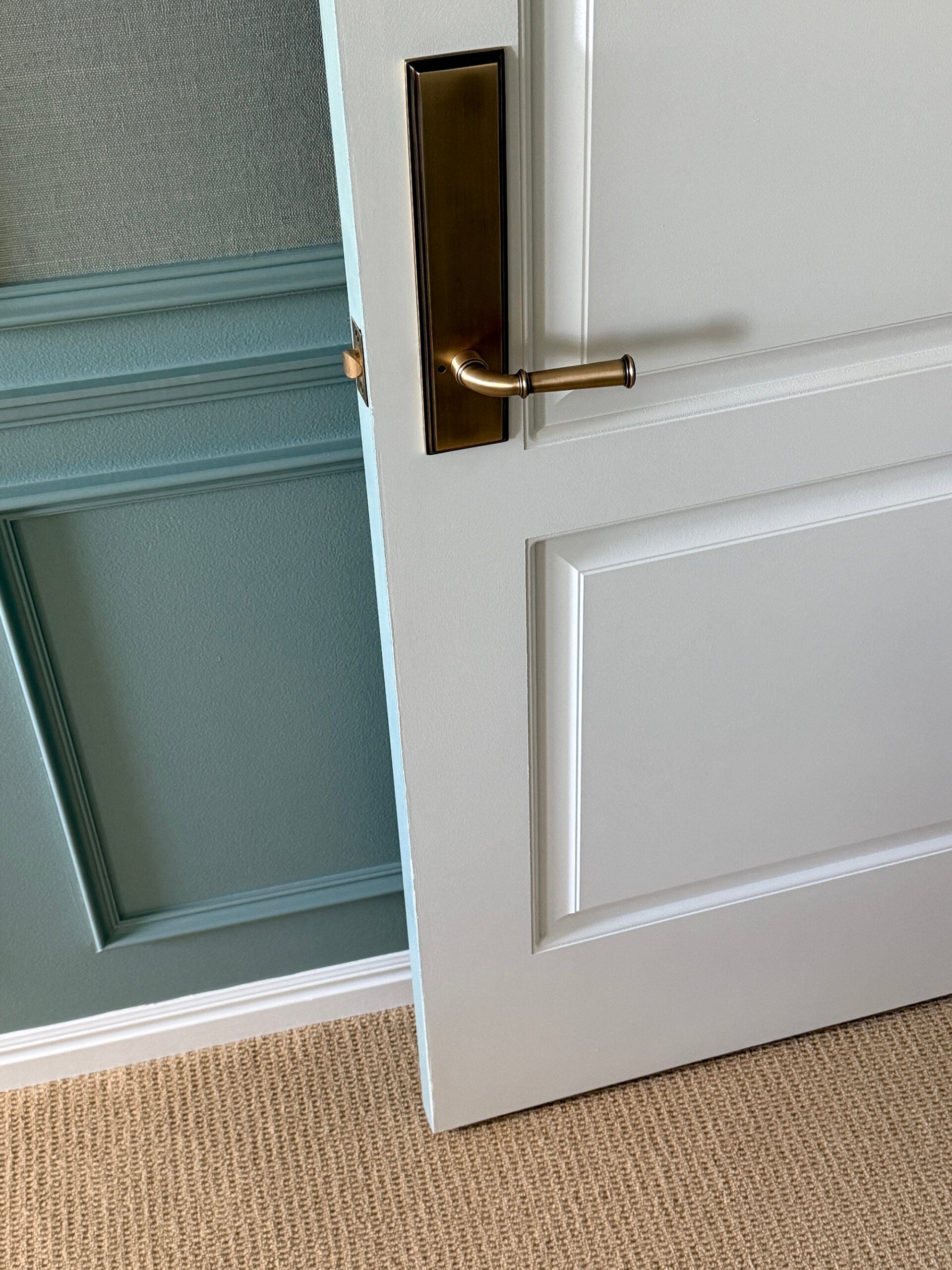 How to Choose the Right Door Hardware for Your Interior Doors