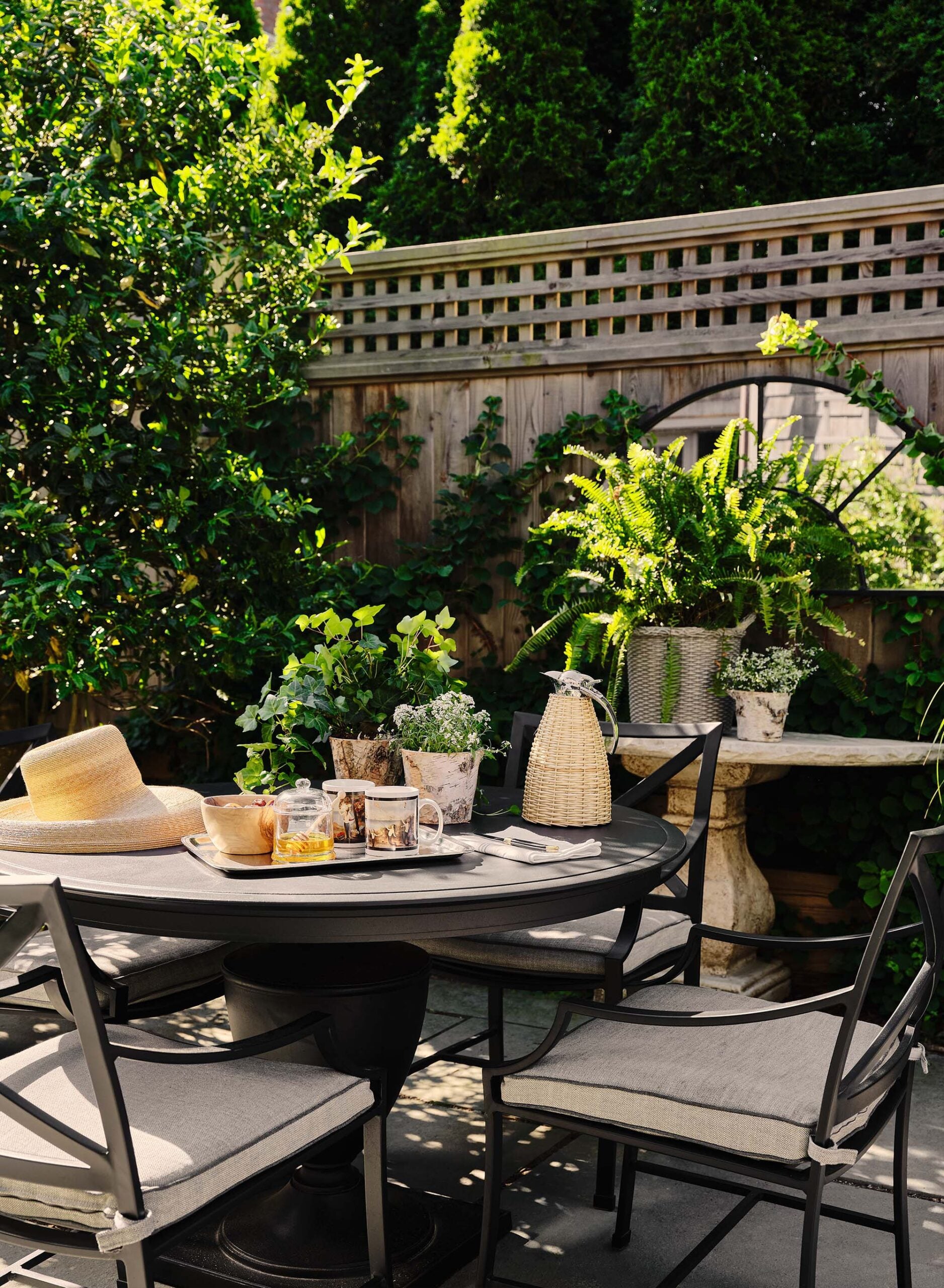 KristinPaton-Nantucket Patio Bistro set