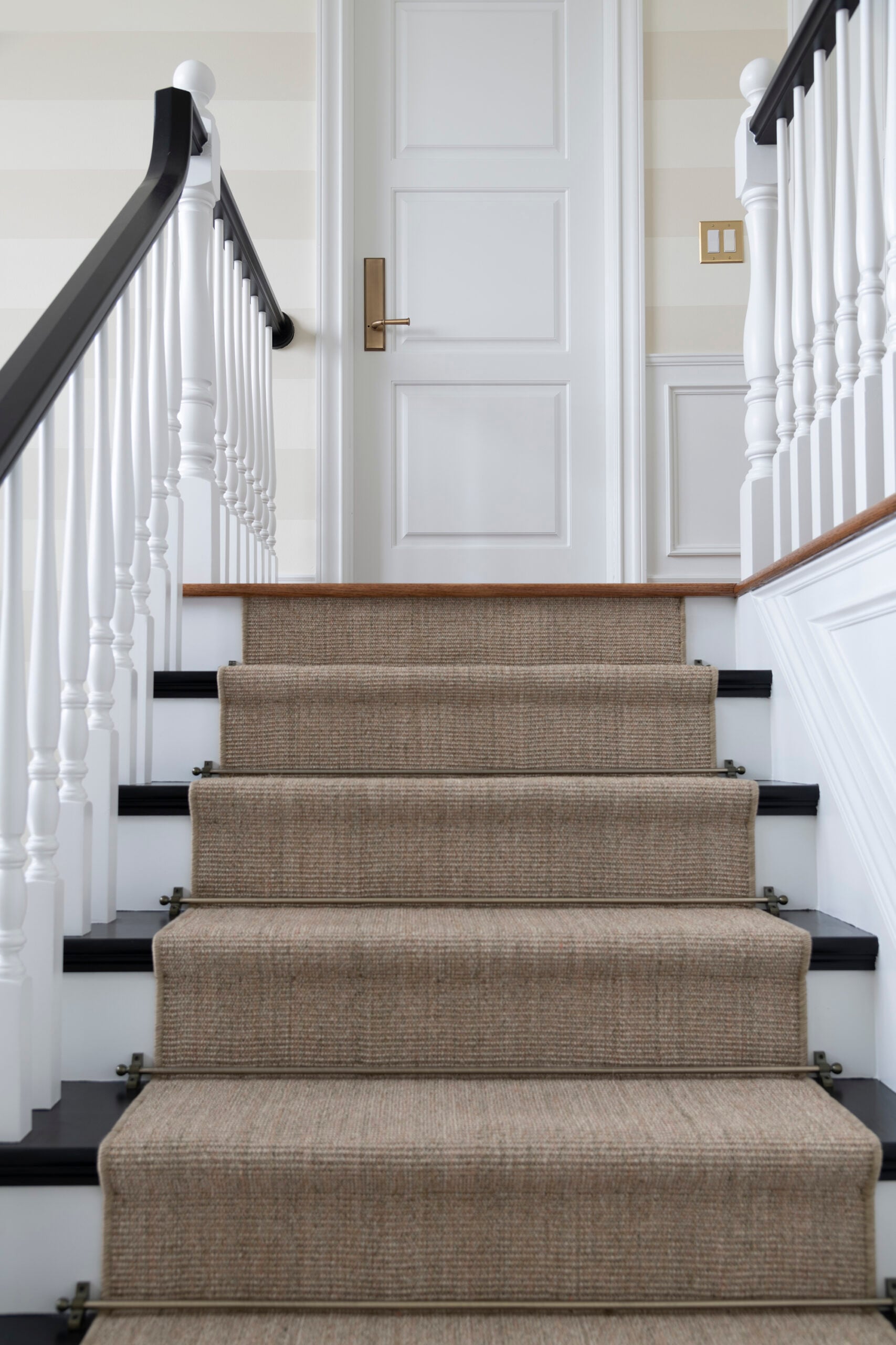Neutral Staircase with Textural Jute Runner
