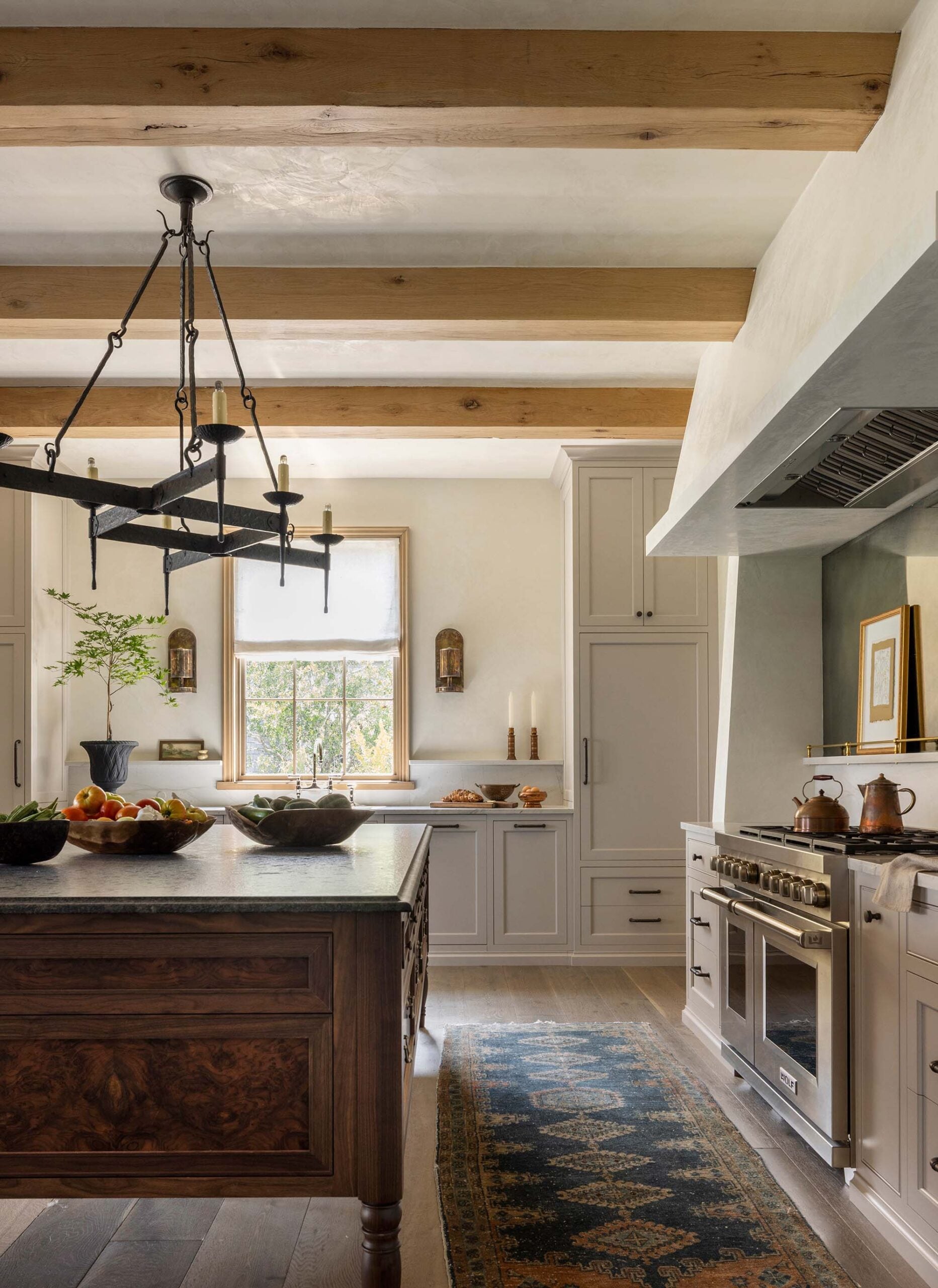 Kitchen Range and Island