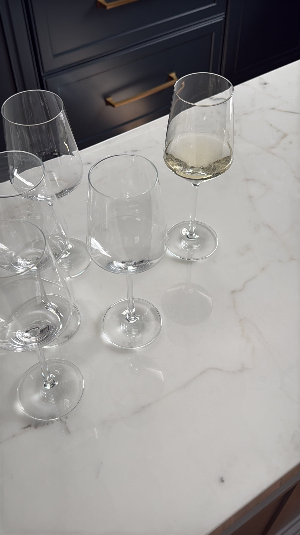 Quince Wine Glass Set