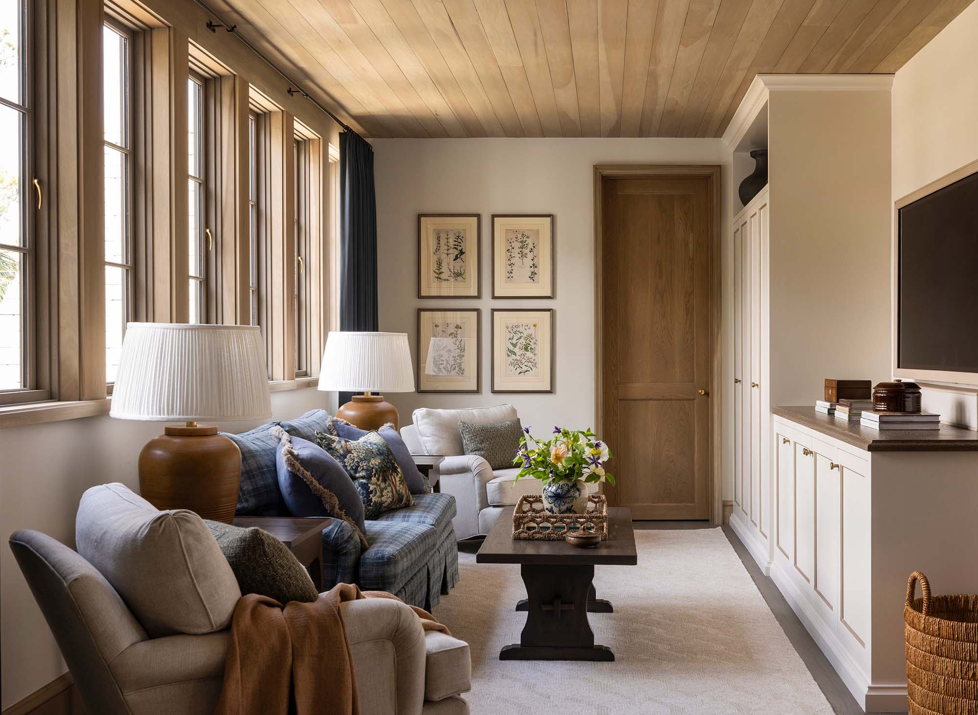 Upstairs Lounge