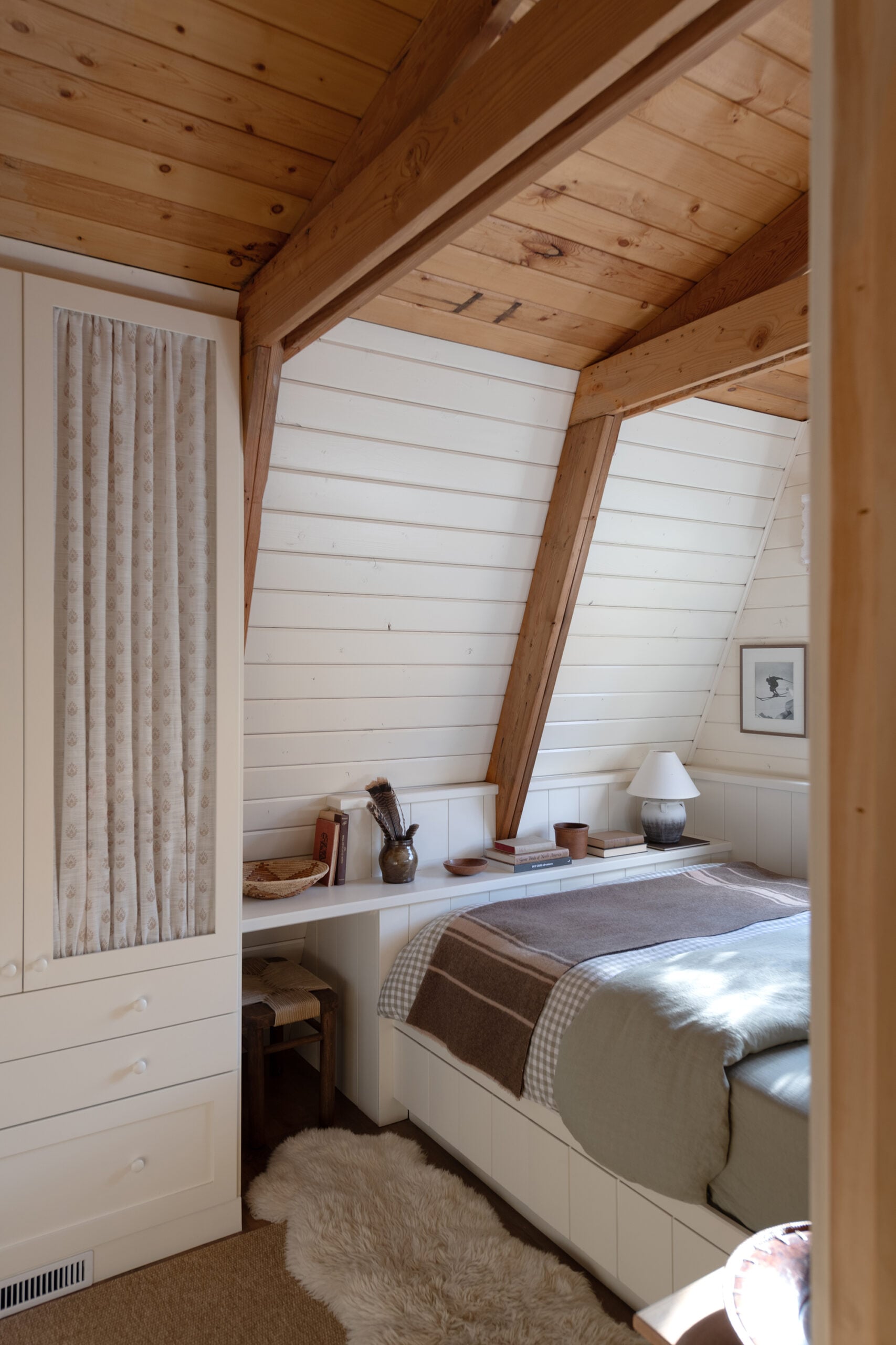 Custom Cabin Built In Bed with Wrap Around Ledge
