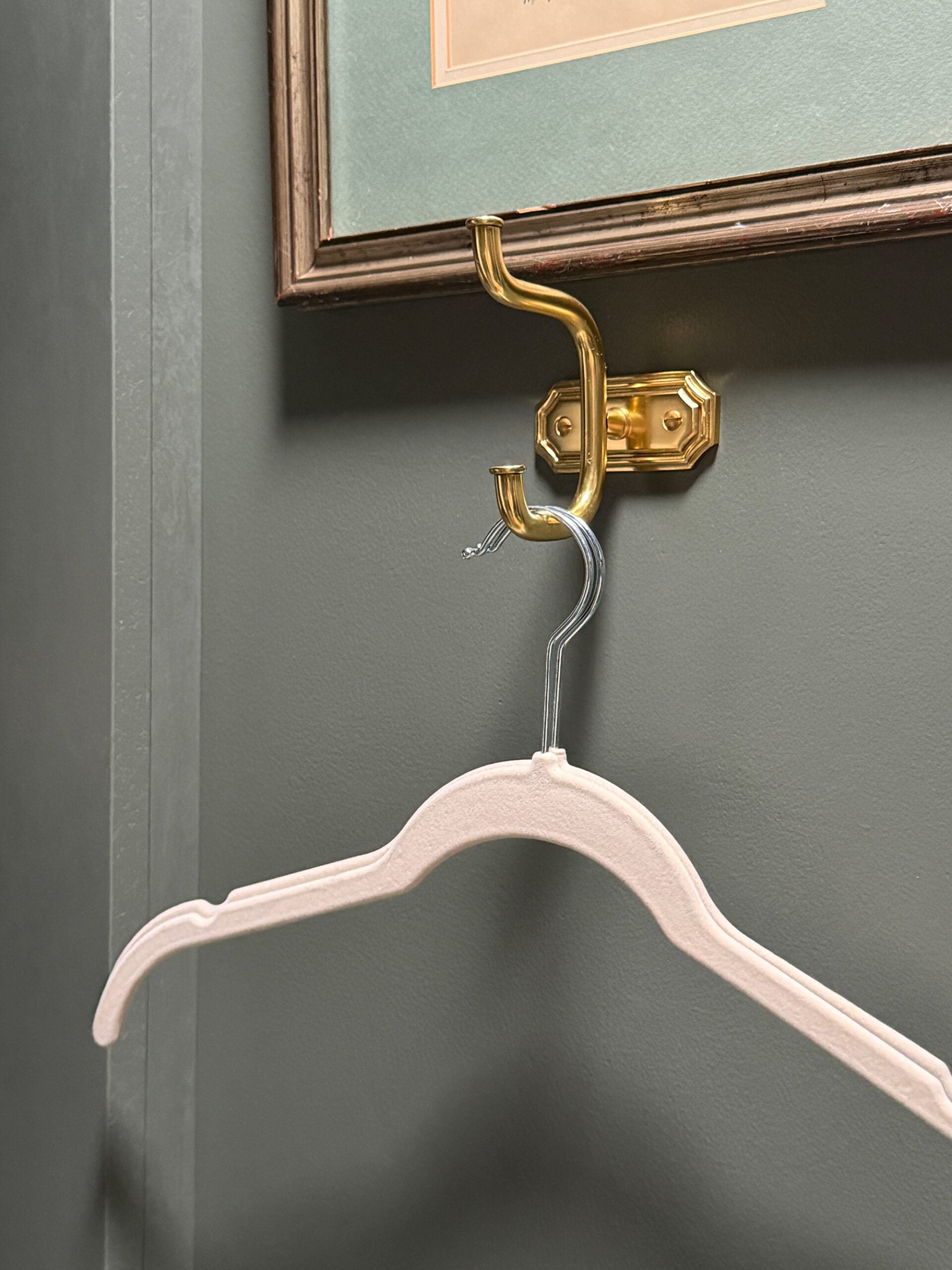 designer approved velvet hangers